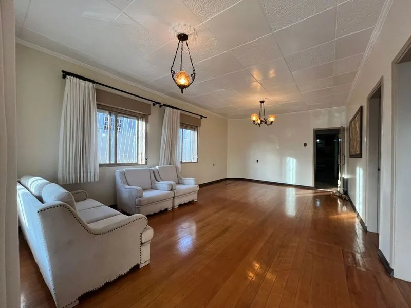 Casa ampla para aluguel no Centro de Santa Rosa — foto 4