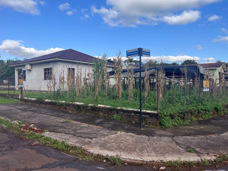 Casa de esquina no bairro São Francisco com 396,50 m² de terreno — foto 4 de 27