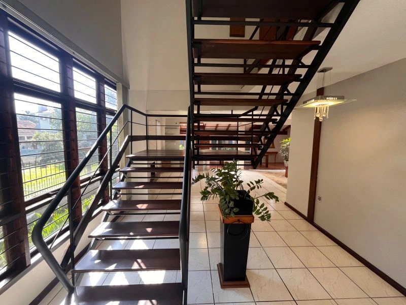 Casa com 3 dormitórios e 268 m² no bairro Centro — foto 14 de 23