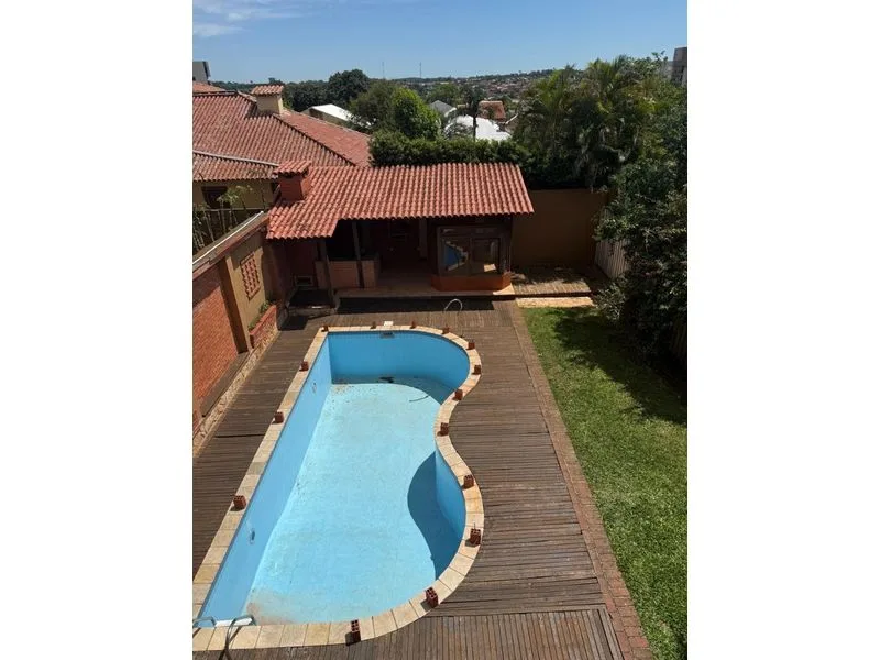 Casa de 3 andares com piscina e lazer no Centro — foto 17
