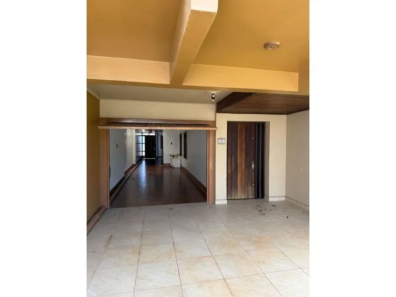 Casa de 3 andares com piscina e lazer no Centro — foto 3
