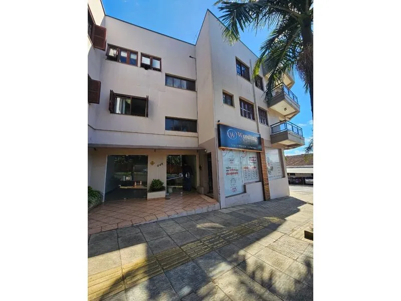 Apartamento com 3 dormitórios no Centro, Edifício Neitzke — foto 1