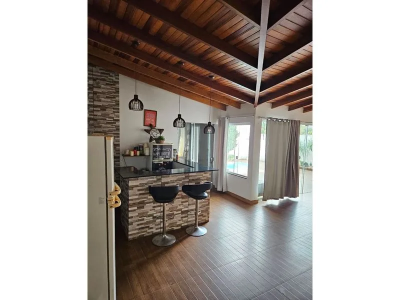 Casa em São Francisco com piscina aquecida e energia solar — foto 8