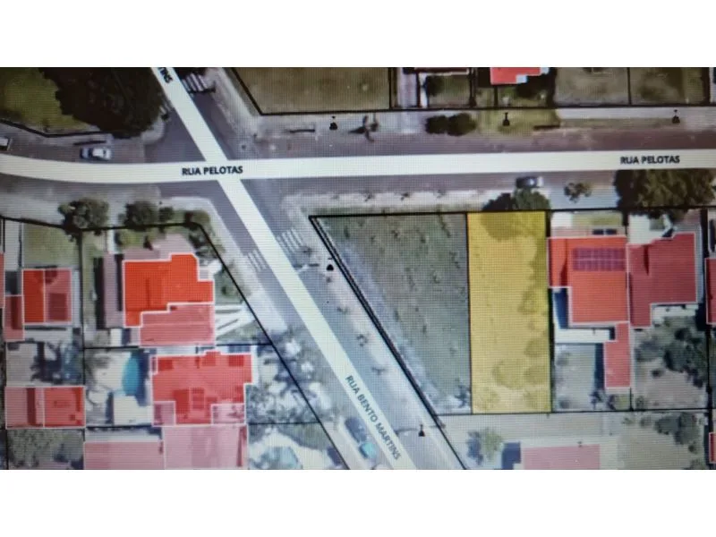 Terreno 360 m² na Glória, Santa Rosa — foto 1