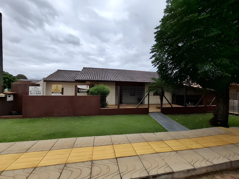 Casa de 3 quartos no Cruzeiro com área de lazer