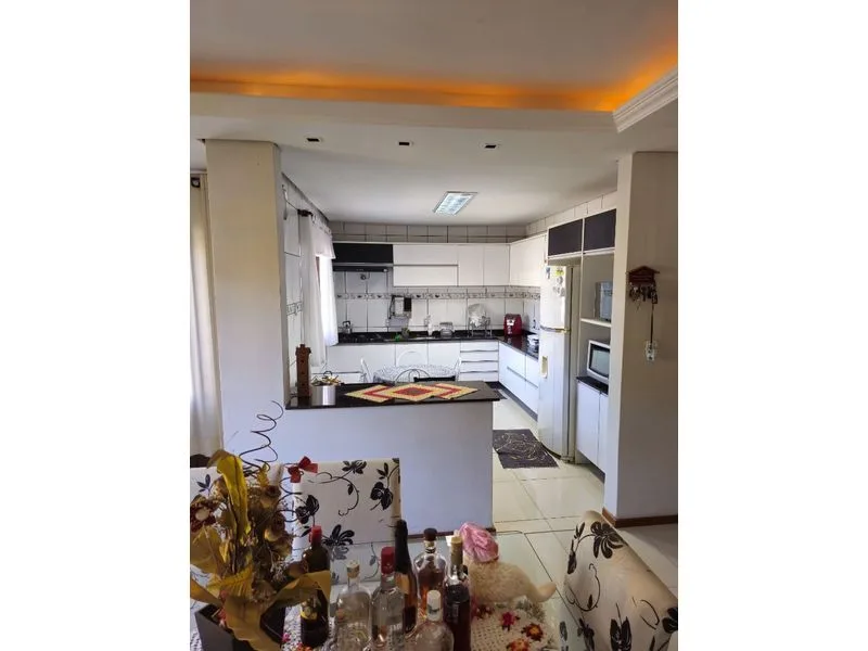 Casa alto padrão com 3 dormitórios no Centro — foto 8