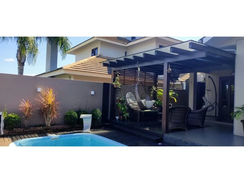 Casa moderna na Glória com piscina aquecida e energia solar — foto 7