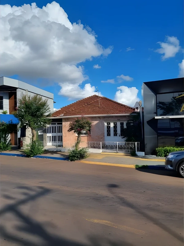 Casa e terreno comercial no centro — foto 3 de 3