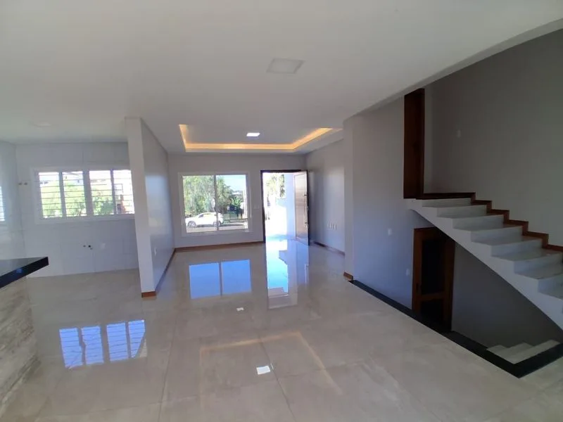 Casa no Cruzeiro com acabamento de alto padrão — foto 3