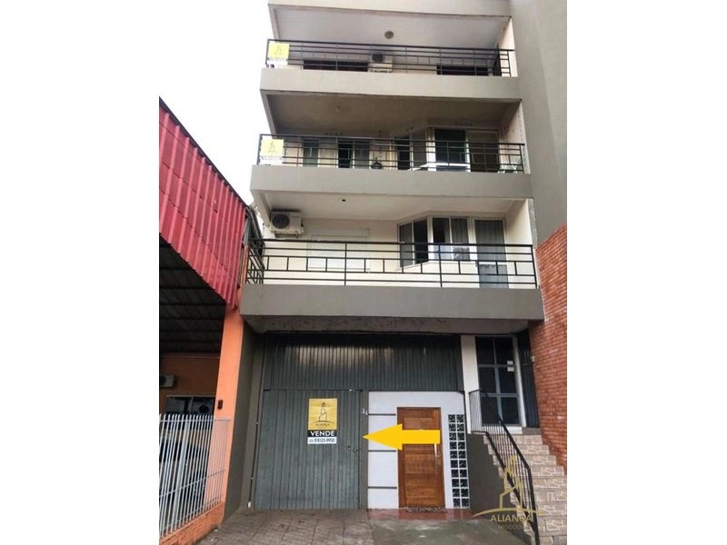 Garagem em prédio residencial com 93 m² à venda