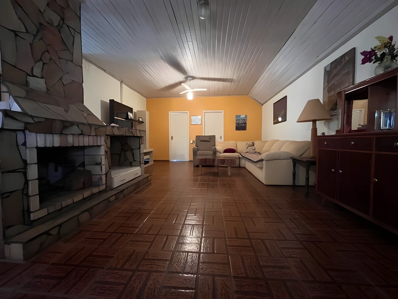 Casa de esquina com 4 dormitórios no bairro Centro – Santa Rosa/RS — foto 6 de 22