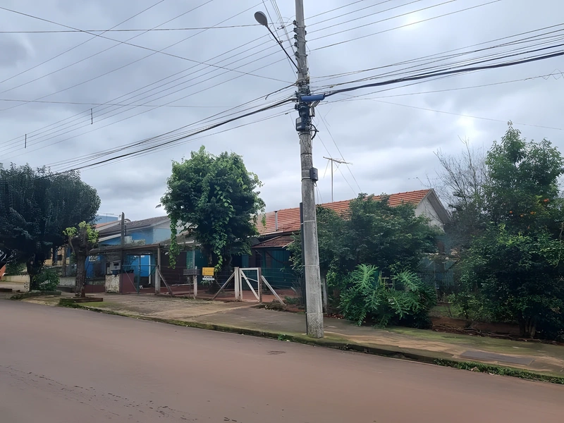 Casa à venda por R$ 259.000,00 - Planalto - Santa Rosa/RS