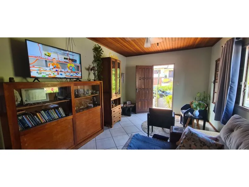 Casa com 3 dormitórios no bairro Central — foto 6