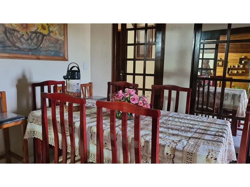 Casa com 3 dormitórios e piscina no bairro Central — foto 6