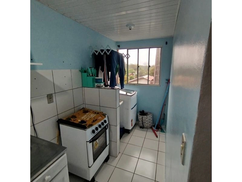 Apartamento à venda por R$ 215.000 - Planalto - Santa Rosa/RS — foto 4 de 9