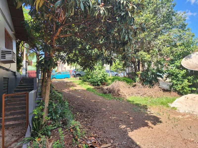 Casa de 3 dormitórios no Cruzeiro com área comercial no piso inferior — foto 5