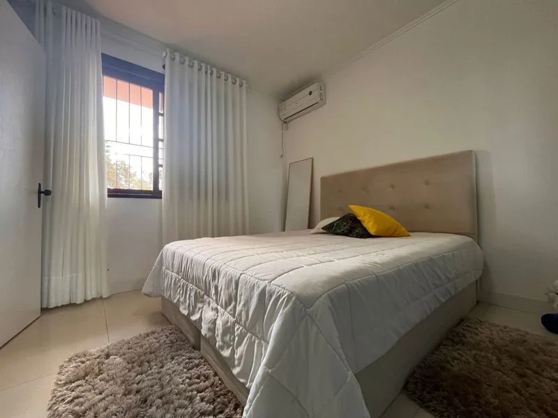 Casa com piscina e área de lazer no bairro Glória — foto 12