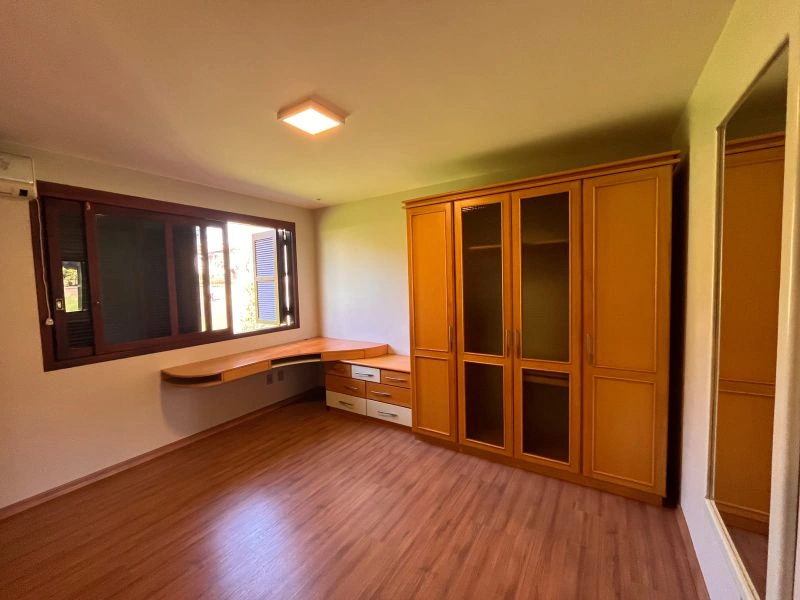 Casa com 3 dormitórios e 268 m² no bairro Centro — foto 18 de 23