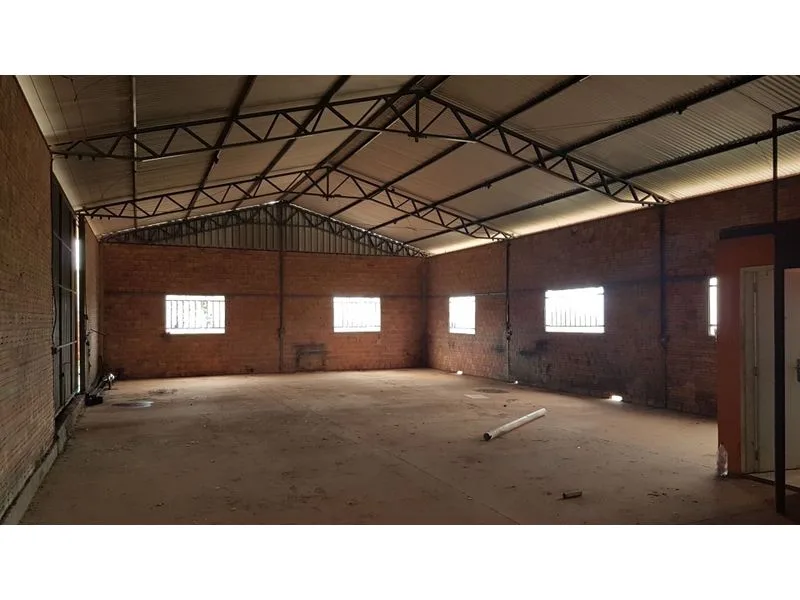 Terreno no Planalto com barracões, 846 m² — foto 4