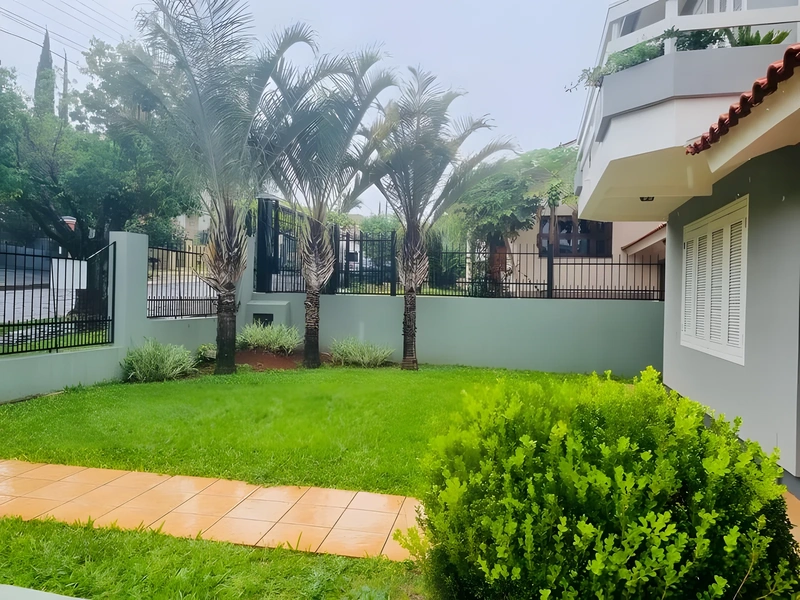 Casa com 4 dormitórios à venda, 267 m² por R$ 1.435.000 - Centro - Santa Rosa/RS — foto 2 de 17