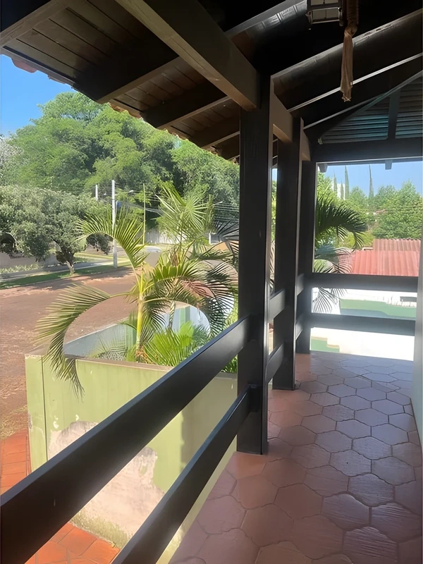 Casa com 4 dormitórios e piscina no bairro Centro – Santa Rosa/RS — foto 9 de 18