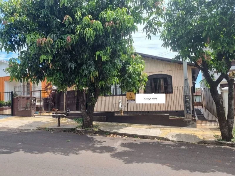 Casa com 3 quartos no Centro de Santa Rosa — foto 1