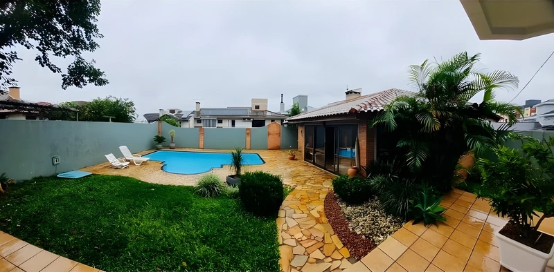 Casa com 4 dormitórios à venda, 267 m² por R$ 1.435.000 - Centro - Santa Rosa/RS — foto 12 de 17