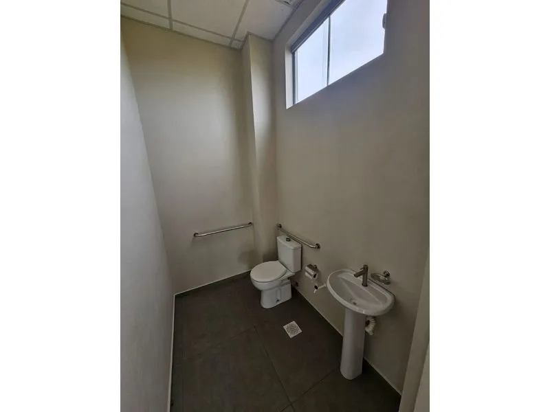 Sala comercial 140 m² na Central — foto 9