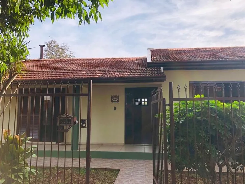 Casa com 3 dormitórios no Cruzeiro, Santa Rosa — foto 1