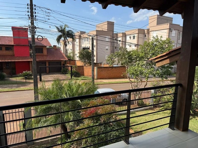 Casa com 3 residências no bairro Timbaúva, 297,22 m² — foto 3 de 15