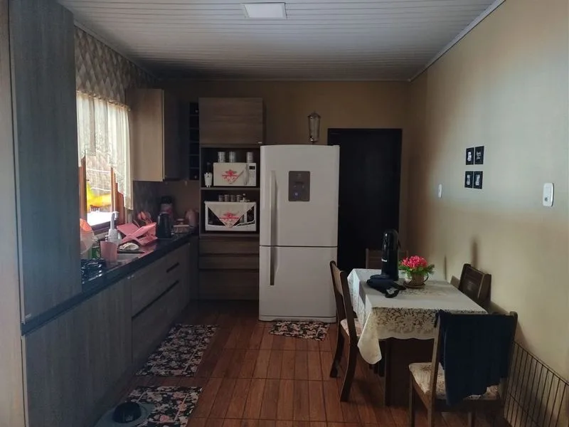 Casa de 3 quartos no bairro Glória com piscina aquecida — foto 6