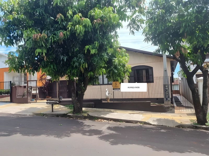 Casa com 3 quartos no Centro de Santa Rosa