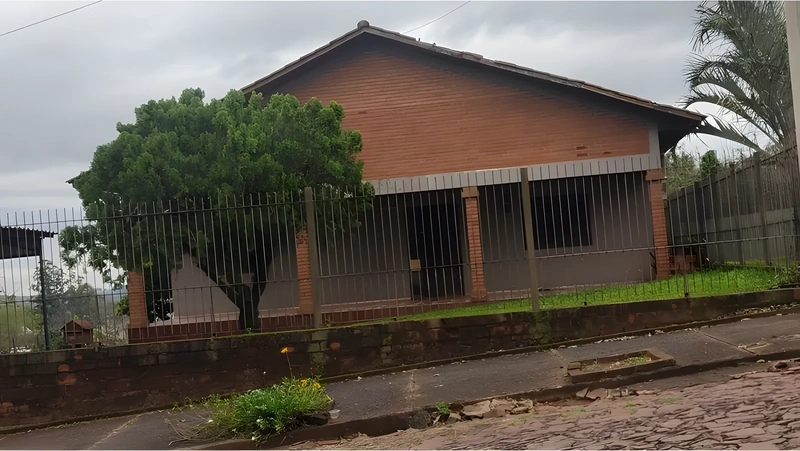 Casa à venda por R$ 635.000 - Central - Santa Rosa/RS — foto 3 de 3