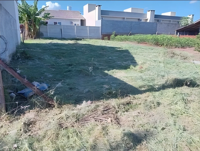 TERRENO A VENDA CAMINHO DASS AGUAS