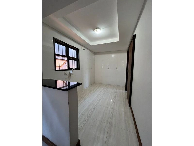 Casa com 3 residências no bairro Timbaúva, 297,22 m² — foto 9 de 15