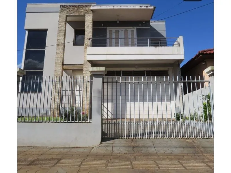 Casa com 3 quartos e espaço gourmet na Central — foto 1