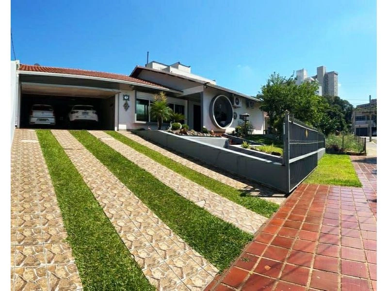 Casa à venda, 284 m² por R$ 1.300.000,00 - Central - Santa Rosa/RS — foto 2 de 17
