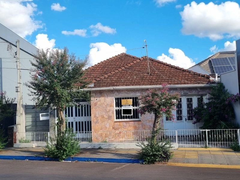 Casa e terreno comercial no centro — foto 2 de 3