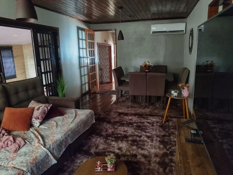 Casa de 3 quartos no bairro Glória com piscina aquecida — foto 5