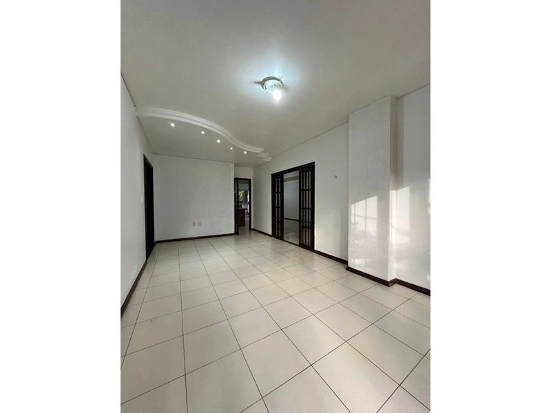 CASA DOS SONHOS NO CENTRO | VENDA — foto 6 de 19