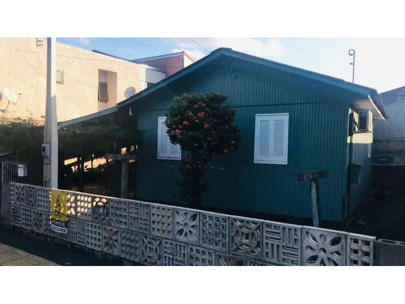 Casa no Centro com 2 dormitórios e 2 vagas — foto 1