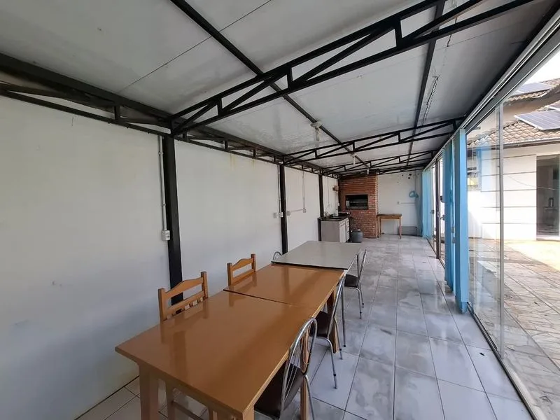 Casa com 4 dormitórios, piscina e energia solar no Cruzeiro — foto 5