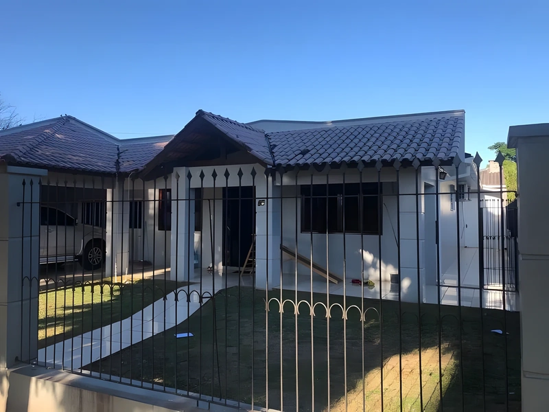 Casa com 3 quartos — foto 3 de 14