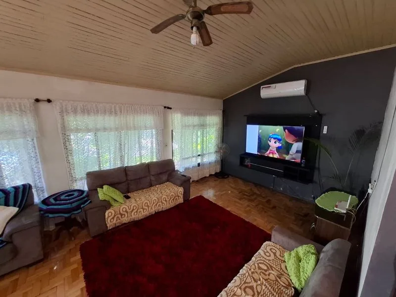 Casa com 3 quartos e garagem no bairro Glória, Santa Rosa — foto 12