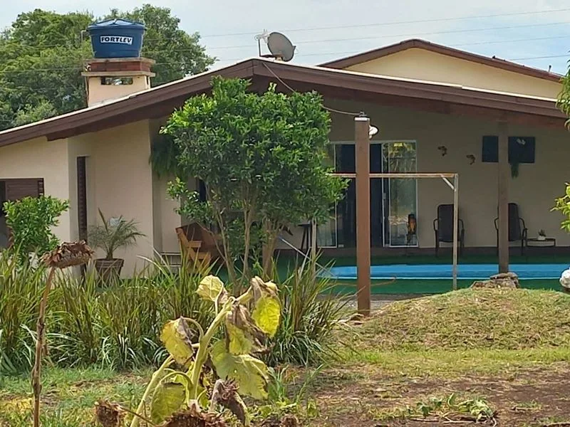 Casa no Roncador com terreno amplo — foto 8
