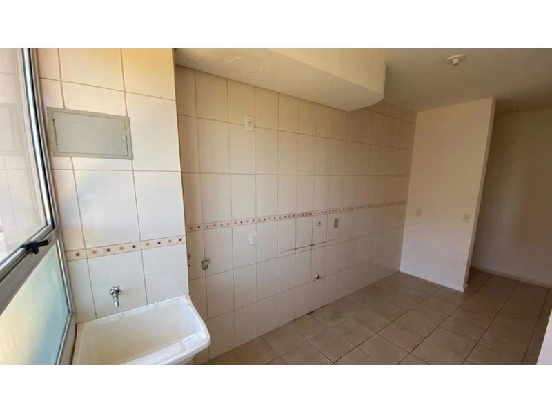 Apartamento 2 dormitórios no bairro Centro, Ed. Vitória, 87,63 m² — foto 2 de 13