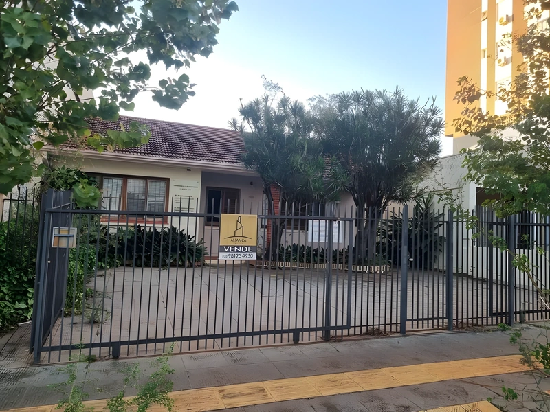 Casa no Centro de Santa Rosa com 188,75 m²