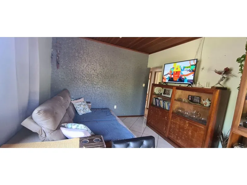 Casa com 3 dormitórios no bairro Central — foto 9