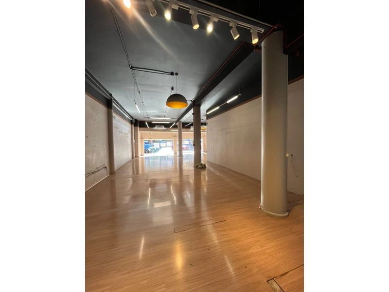Sala comercial térrea com 186 m² no bairro Centro — foto 6 de 13