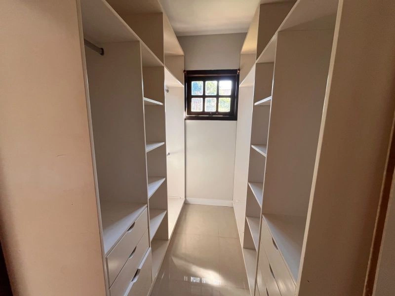 Casa térrea no bairro Glória com terreno superior a 1.000m² — foto 25 de 35